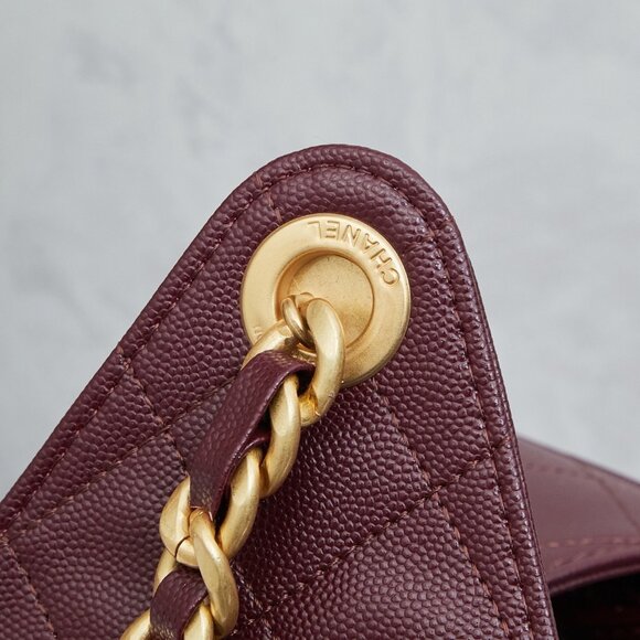 Chanel Red  bag - Picture 5 of 9